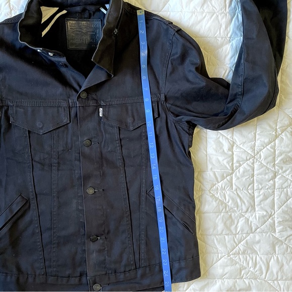 Levi’s Commuter Trucker Jacket - Picture 10 of 10